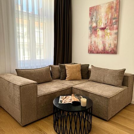 City Apartment Nahe Schoenbrunn 13 Viena Exterior foto